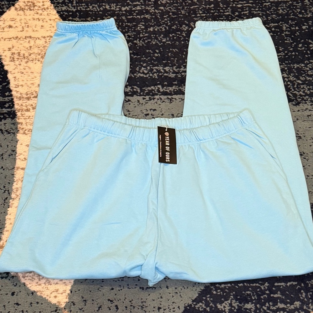 New with tags women’s Year of Ours Joggers